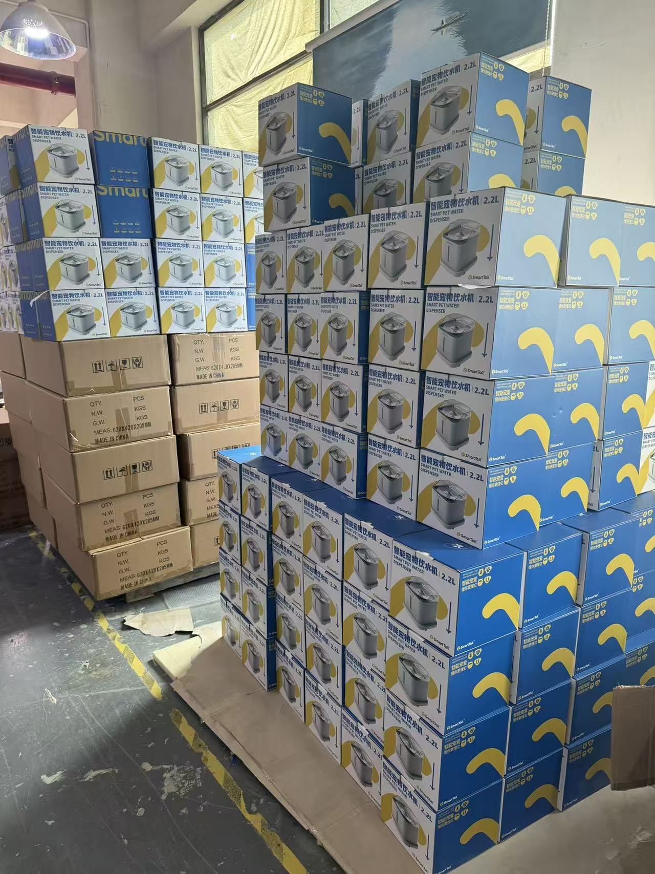 智能宠物饮水机 2.2L · 市场未公开项目实拍